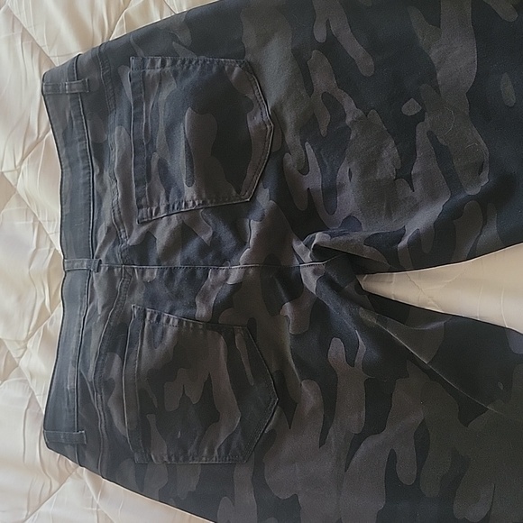 Democracy "AB" Technology Jeans - Picture 12 of 16